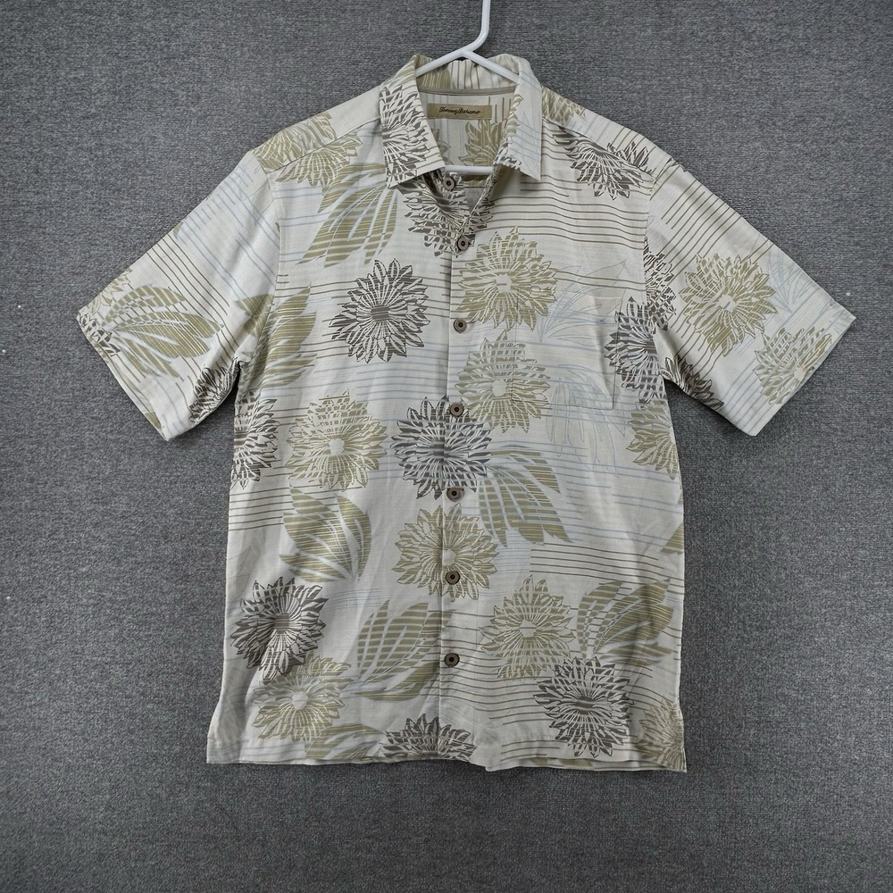 Tommy Bahama Hawaiian Shirt Men Size Medium Floral Print 100% Silk‎
